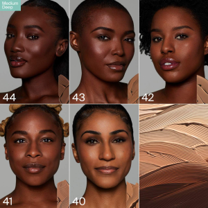 Triclone Skin Tech Hydrating + De-puffing Concealer with Fermented Arnica - Bajo Pedido