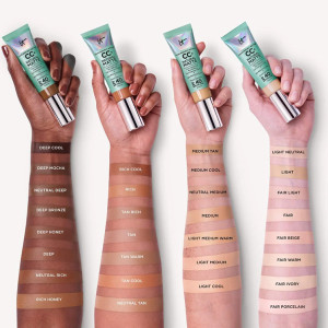 CC+ Cream Natural Matte Foundation with SPF 40 - Bajo Pedido