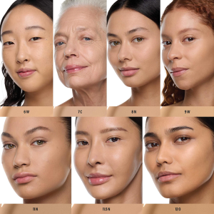 SurrealSkin® Natural Finish Foundation - Bajo Pedido