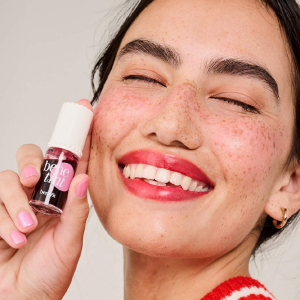 Gleamy Dreamy Makeup Value Set - Bajo Pedido