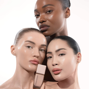 Hy-Glam Foundation Hydrating & Blurring Luminous Longwear Serum Foundation - Bajo Pedido