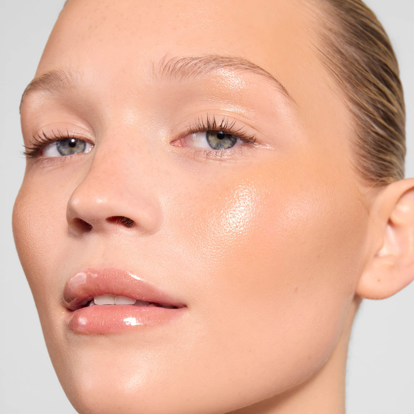 Topaz Collection: Shimmer Lip Gloss & Liquid Highlighter Set - Bajo Pedido - Imagen 2