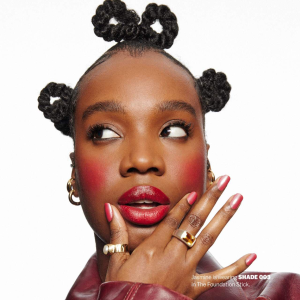 Glitz & Glam Makeup Value Set - Bajo Pedido