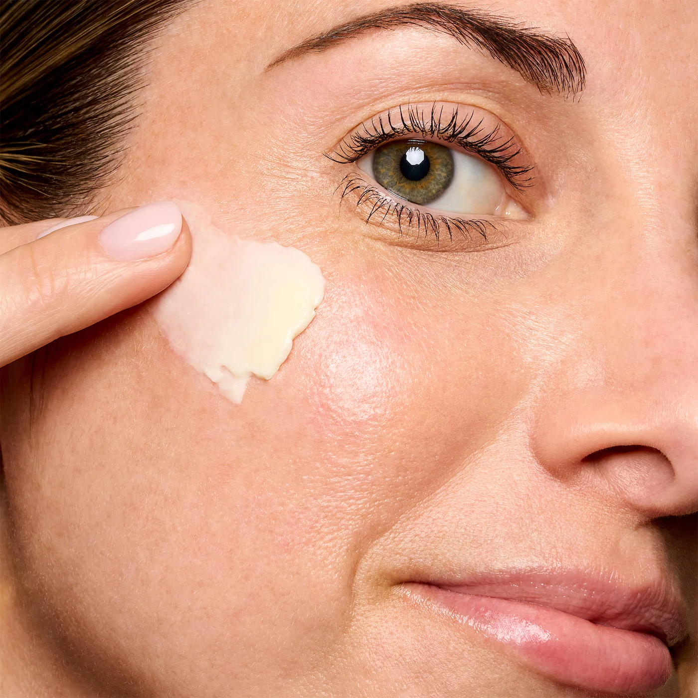 Vitamin Enriched Face Base Moisturizer & Primer with Vitamin C + Hyaluronic Acid-Bajo Pedido